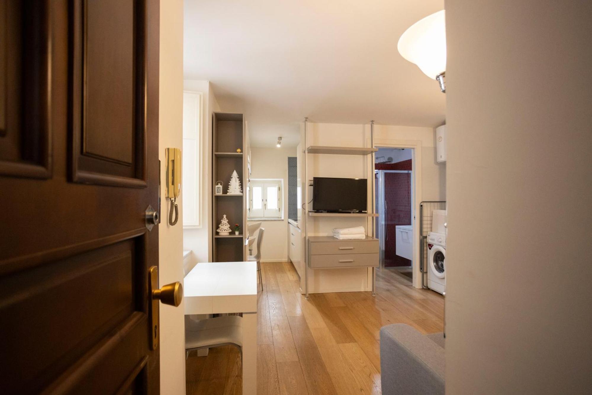 Qu4Ttro I Domo House Apartment Salerno Exterior photo